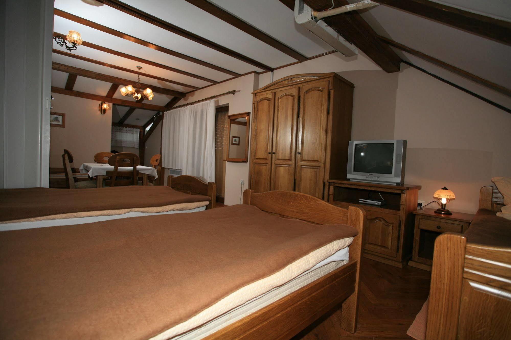 Apartments Vrata Baranje Bilje ภายนอก รูปภาพ