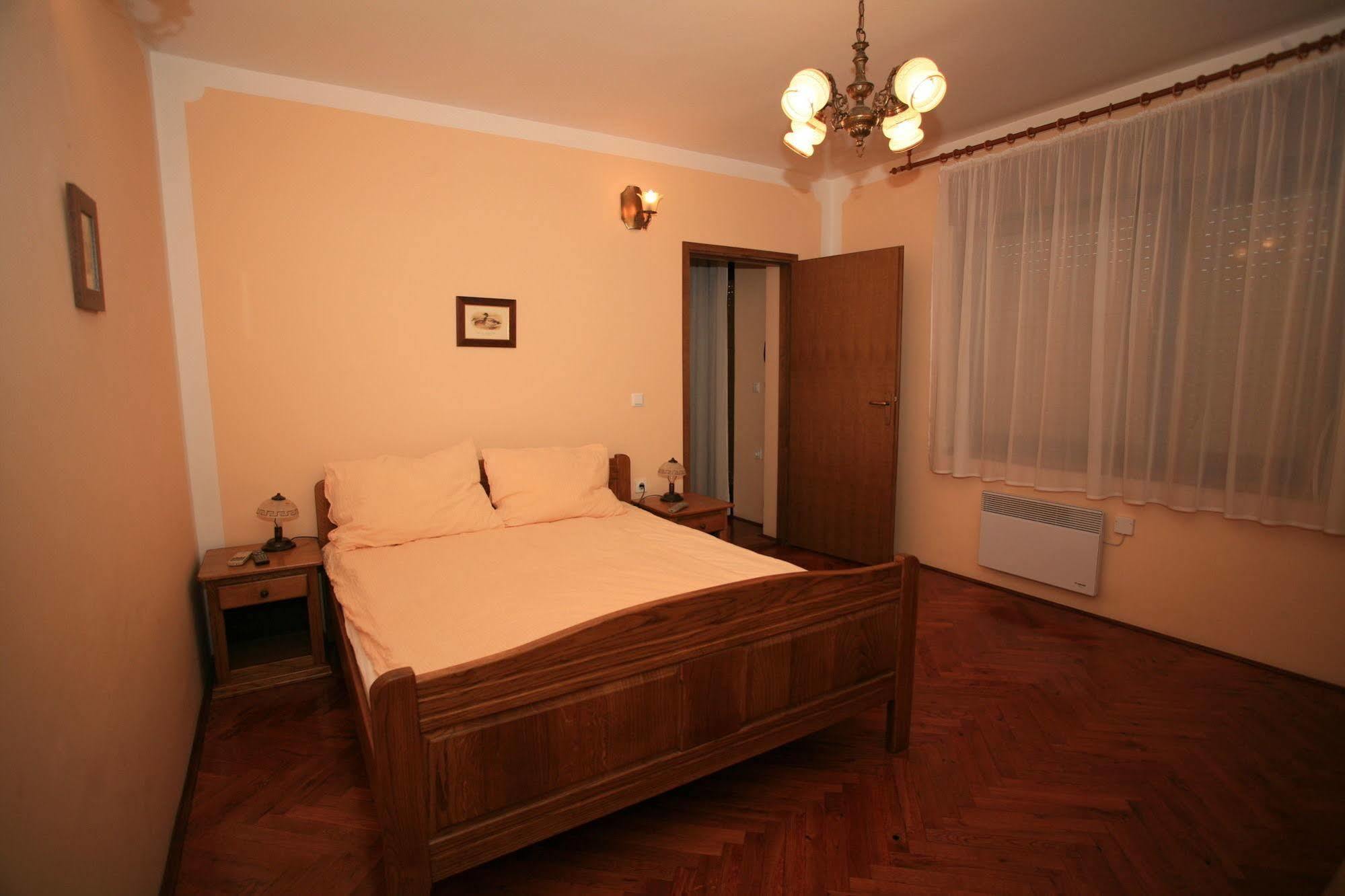 Apartments Vrata Baranje Bilje ภายนอก รูปภาพ
